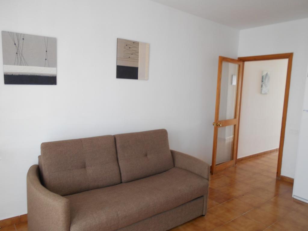 Realrent * Costa Teguise